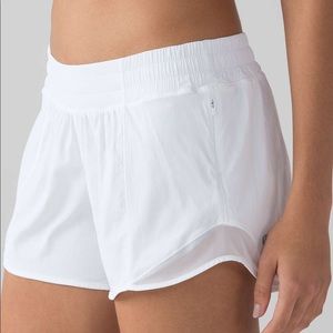 Lululemon Hotty-hot shorts 4 inch